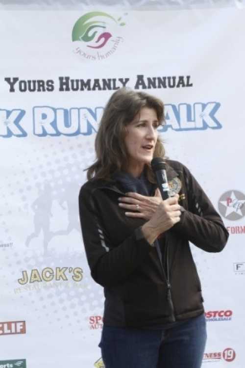 2023 | United States | Family Literacy Night—Meadow Homes